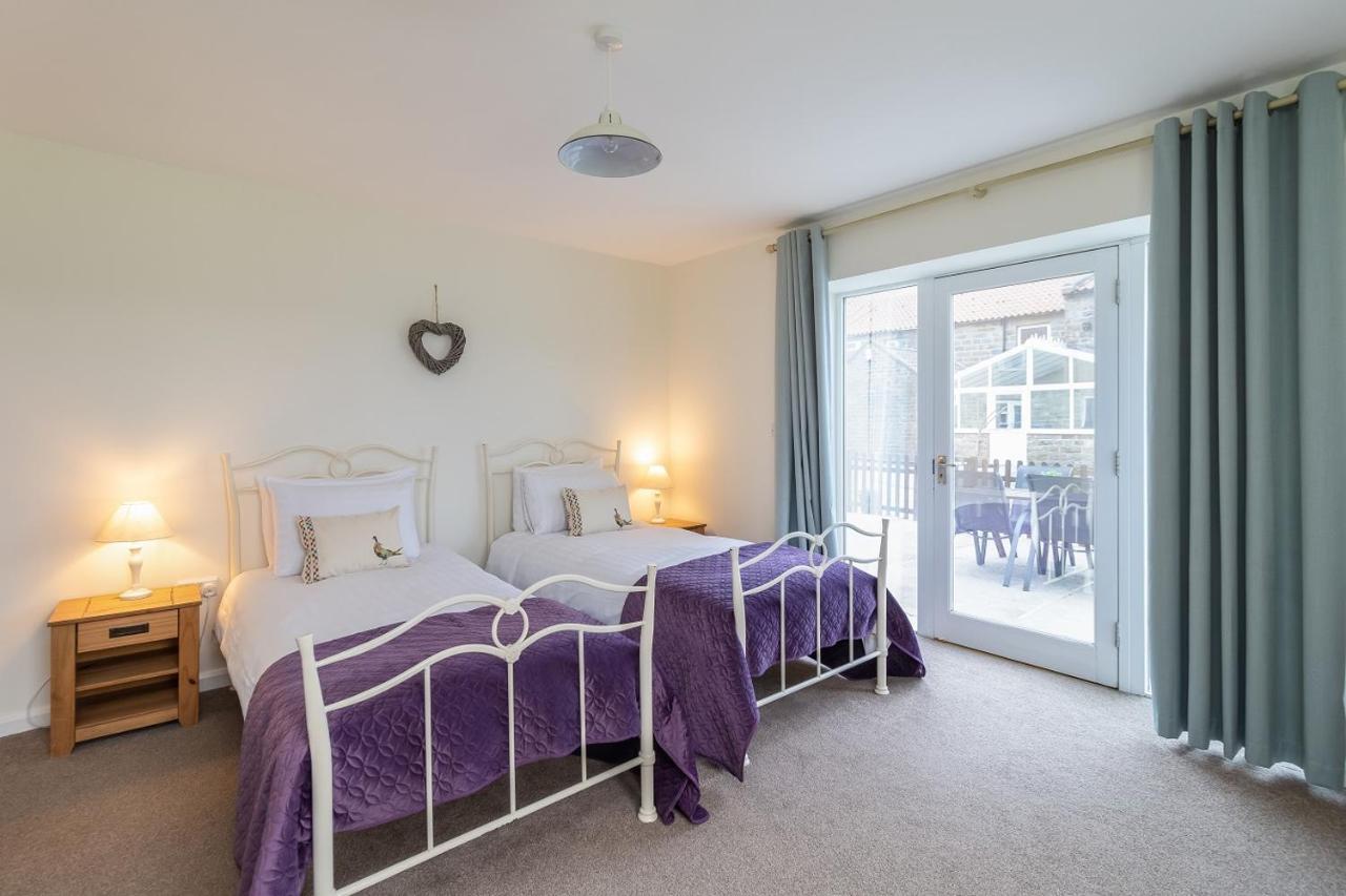 The Grainary Cottages Scarborough Exteriér fotografie
