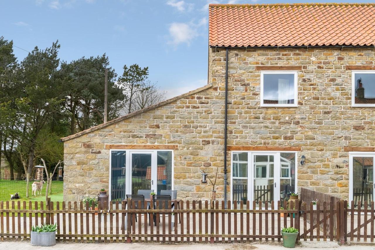 The Grainary Cottages Scarborough Exteriér fotografie